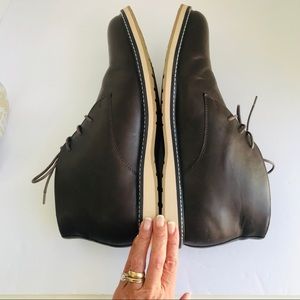 tommy hilfiger men's laurel chukka boots